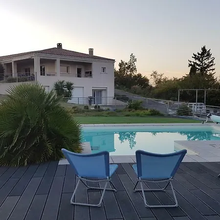 Moderne Avec Piscine Apartamento Carcasona